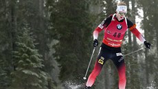Norský biatlonista Johannes Thingnes Bö na trati vytrvalostního závodu ve...