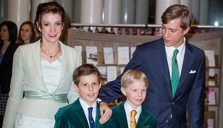Princ Louis Lucembursk a princezna Tessy se syny Gabrielem (vpravo) a Noahem...