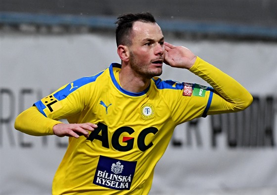 Teplický hrá Pavel Moulis slaví gól v utkání proti Zlínu.