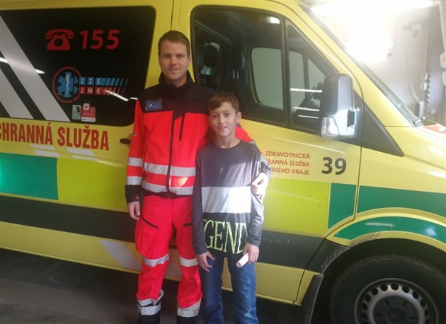Dvanáctiletý hokejista Vojta pomohl v Hodonín mui s epilepsií. Za odmnu jej...