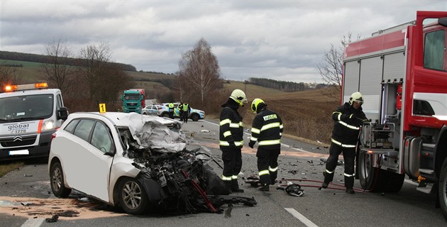 Policie loni řešila 95 tisíc nehod, nejvíc lidí zemřelo v červnu