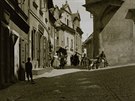 Horn ulice s kaplankou na fotografii Josefa Seidela po roce 1925