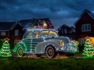 Calvin Lee z britského Scunthorpe se nechal inspirovat vánoním kamionem...