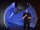 Elon Musk bhem pedstavení svého tunelu v Los Angeles