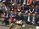 Britská premiérka Theresa Mayová v parlamentu. (12. prosince 2018)