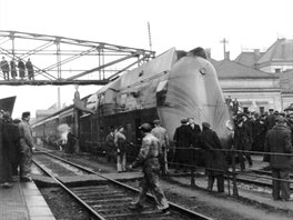 Proudnicová parní lokomotiva 386.001