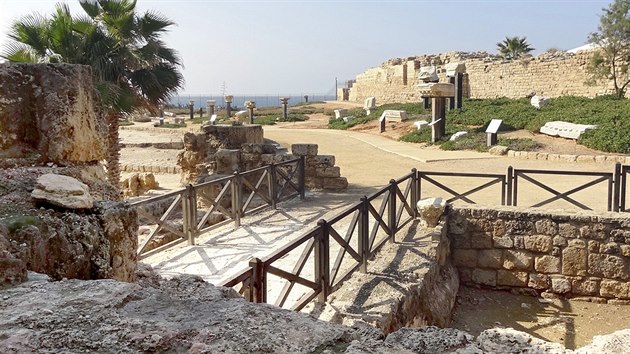 Archeologick park v izraelsk Caesareji se thne asi dva kilometry pi pobe.