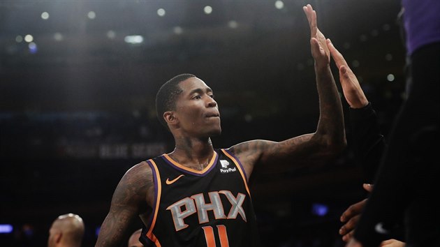 Jamal Crawford (11) z Phoenixu se raduje z vhry v New Yorku.