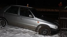 Snímek z dopravní nehody v Brodku u Konice na Prostějovsku, kdy řidič vyjel ze...