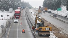 Dlníci zaali na problematickém úseku D1 mezi Humpolcem a Vtrným Jeníkovem...