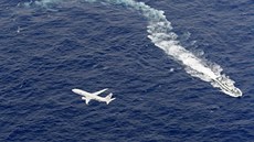 Pátrání po havarovaných amerických letadlech u japonských břehů (6. 12.2018)