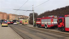 Ve stanici metra Vltavská spadl muž do kolejiště před přijíždějícím vlakem....