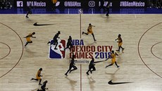 Momentka z mexického zápasu NBA mezi Utah Jazz a Orlando Magic