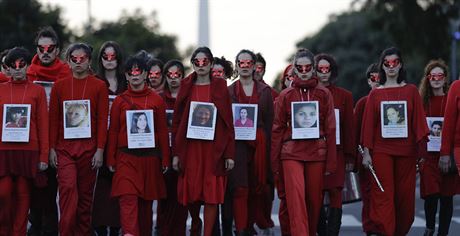 Protest v Argentin proti sexuálnímu násilí proti enám (3. ervna 2018)