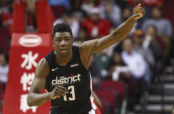 Thomas Bryant v erném dresu Washingtonu