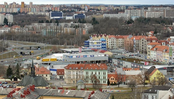 Rodí se nová podoba spodní ásti Karlovarské tídy v Plzni. Poblí Kauflandu...