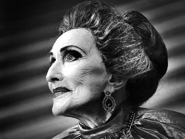 Soňa Červená odkázala hradecké Filharmonii nástroje, ta po ní pojmenuje sál