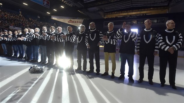 Klub HC Vítkovice Ridera oslavil 90. výročí svého založení a zároveň ocenil legendu, současného čestného prezidenta klubu Františka Černíka.