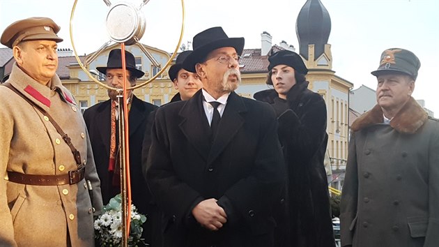 Herec Otakar Brousek v roli T. G. Masaryka přijel speciálním vlakem do Českých Budějovic.