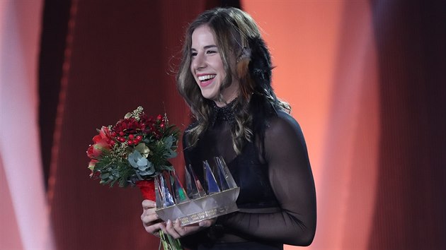 Ester Ledeck si z vyhlaovn ankety Sportovec roku odnesla korunu pro vtze.