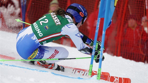 Slovensk lyaka Petra Vlhov na trati obho slalomu v Semmeringu