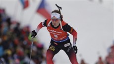 Norský biatlonista Tarjei Bö bhem stíhacího závodu v Novém Mst na Morav.