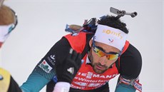 Francouz Martin Fourcade v cíli stíhacího závodu v Novém Mst na Morav.