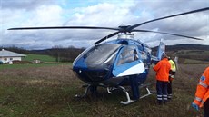 K váné nehod nedaleko Sedlan letl vrtulník (22.12.2018)