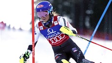 Mikaela Shiffrinová ve slalomu Semmeringu.
