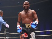 Floyd Mayweather se cul, japonskho soupee Tenina Nasukawu vydil velmi...