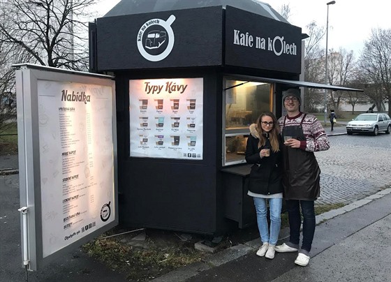 Melanie Krýslová a Patrik Skala - majitelé kavárny.