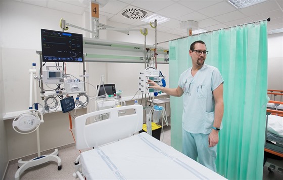 Nemocnice Na Bulovce má nové oddlení urgentního píjmu. (4.1.2019)