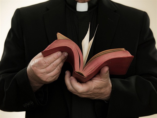 Základní školy v Utahu zakázaly Bibli. Prý obsahuje vulgaritu a násilí