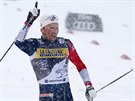 Emil Inversen vítzí v závodu na 15 kilometr klasicky s hromadným startem v...