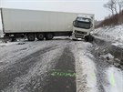 Nehoda kamionu zavela na nkolik hodin hlavní tah mezi Luhaovicemi a Uherským...