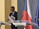 Premiér Andrej Babi (ANO) pichází na tiskovou konferenci po zasedání vlády...
