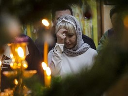 Ruska se kiuje bhem vánoní me v pravoslavném kostele v eenském hlavním...