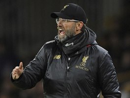 Trenr Liverpoolu Jrgen Klopp usmruje svoje svence.