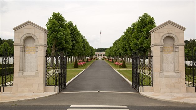 Hbitov Oise-Aisne je monumentln.