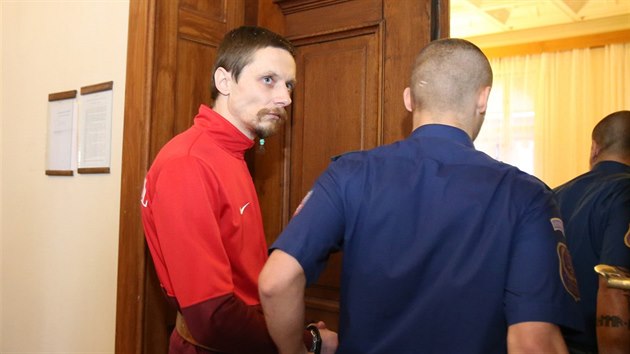 Martin Čipera dostal u brněnského krajského soudu za ubodání manžela své bývalé přítelkyně  šestnáctiletý trest.