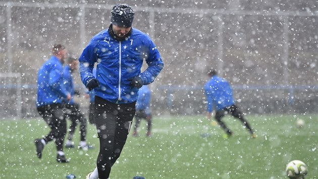 Fotbalist Teplic odstartovali zimn ppravu. V chumelenici Tom Vondrek.