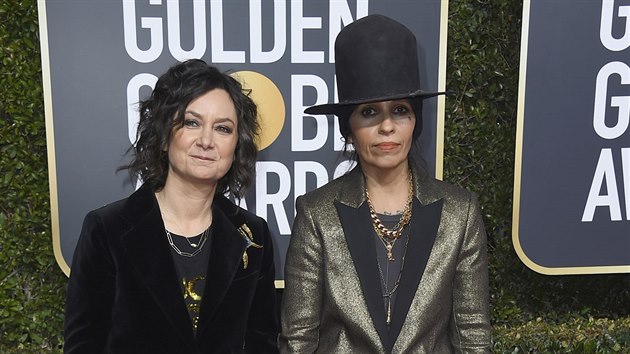 Sara Gilbertov a Linda Perry na Zlatch glbech (Los Angeles, 6. ledna 2019)