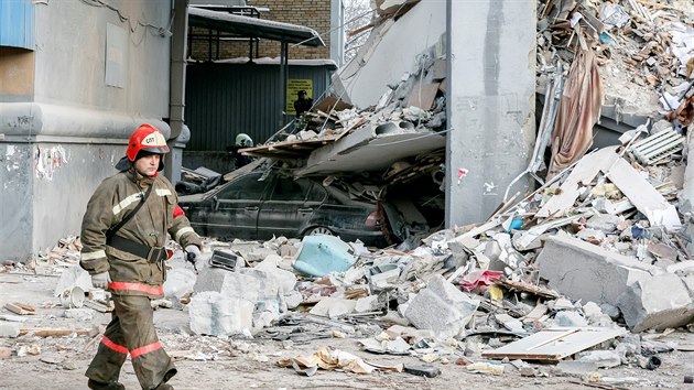 Zhroucen budova v ruskm Magnitogorsku (2. ledna 2019)