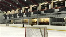 Hasi�i a záchraná�i zasahovali na zimním stadionu v pra�ských Hole�ovicích, kde...