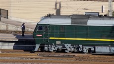 Speciální vlak, který údajn pivezl vdce KLDR Kim ong-una do Pekingu (8....
