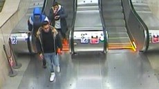 Mladík zmlátil u metra Skalka dva chlapce