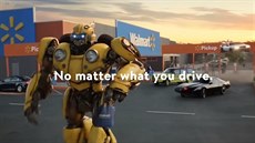 Reklama Walmartu s filmovými auty.