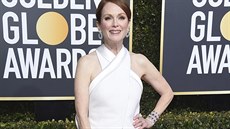 Julianne Moore v atech Givenchy