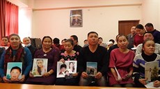 Píbuzní nezvstných Kazach ijících v ín se obávají, e jejich blízcí...