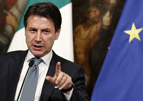 Italský premiér Giuseppe Conte